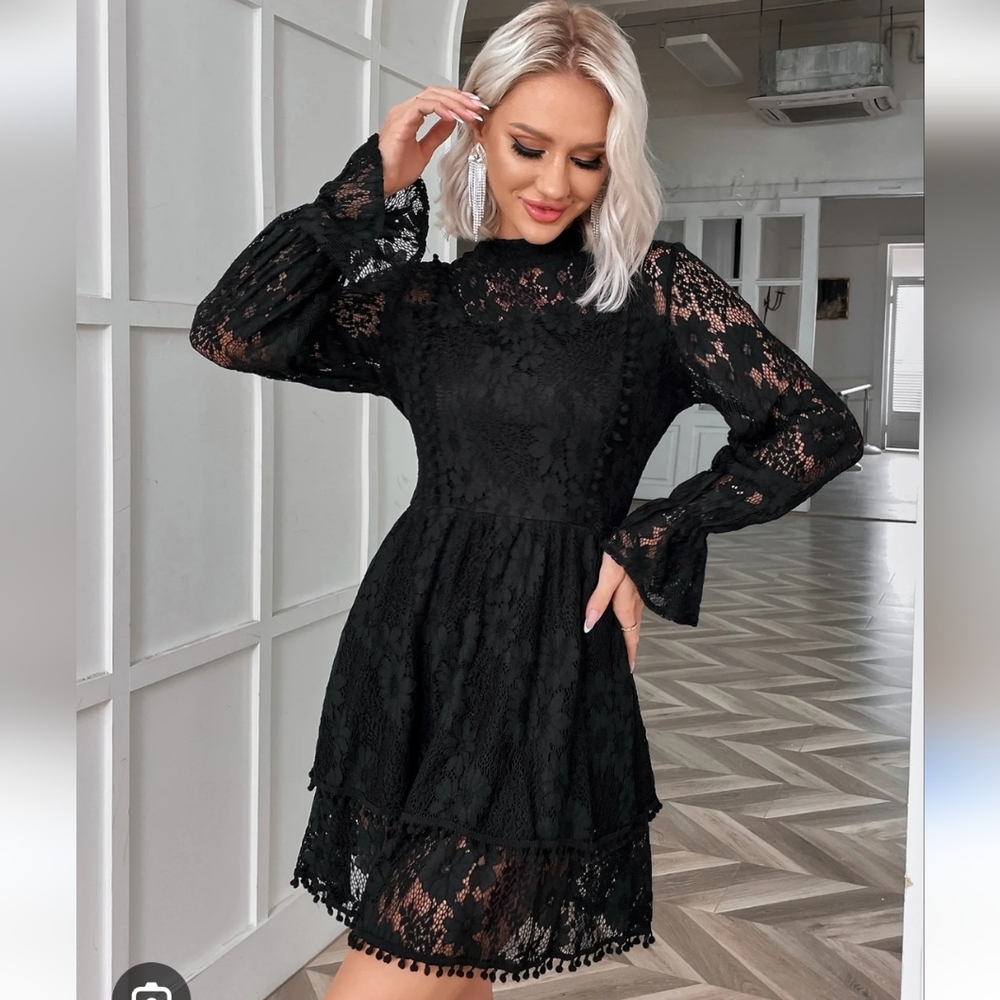 Lace Black Tiered Dress Size Small 3031-CM